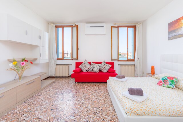 ラブリー カナル ビュー