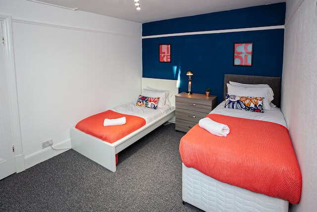 ザ マンチェスター パッド - スリープス 12