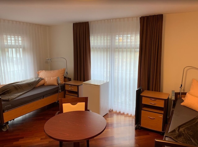 アパートメンツ H56