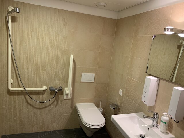 アパートメンツ H56