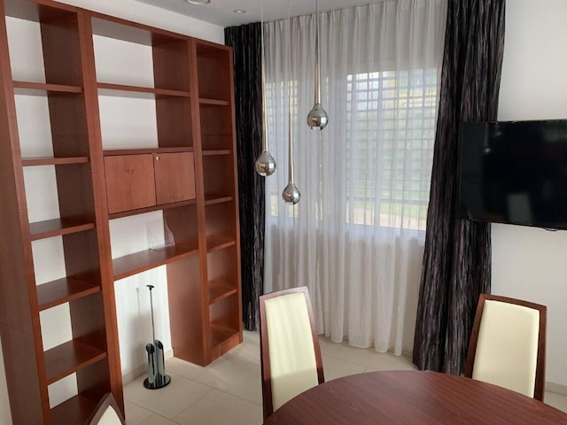 アパートメンツ H56