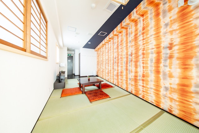 コンフォートセルフホテル HACHI-EMON