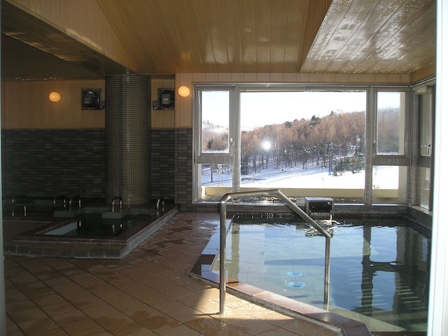 ホテル ホゥルス志賀高原