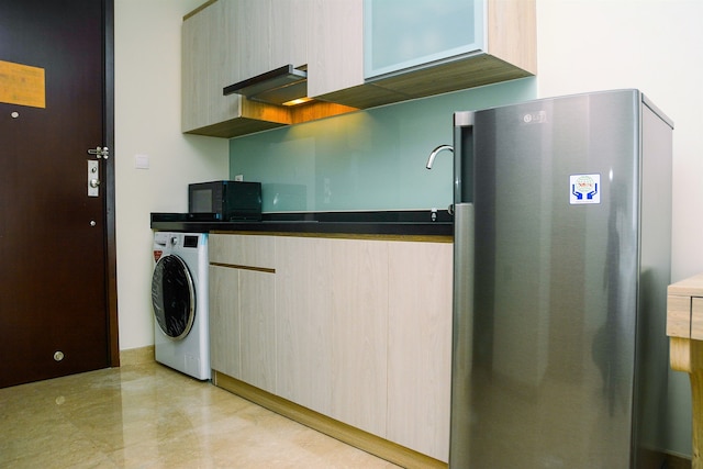 モダンで快適なスタジオ、メンテン パーク アパートメント