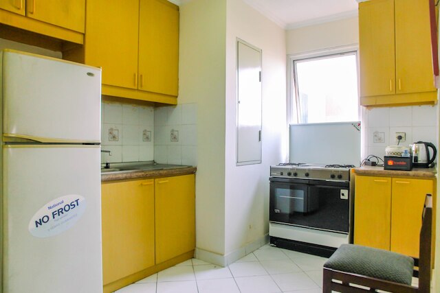 メナラ コンドミニアム ケラパ ガディング アパートメントにあるコンフィー スタジオ