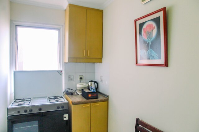 メナラ コンドミニアム ケラパ ガディング アパートメントにあるコンフィー スタジオ