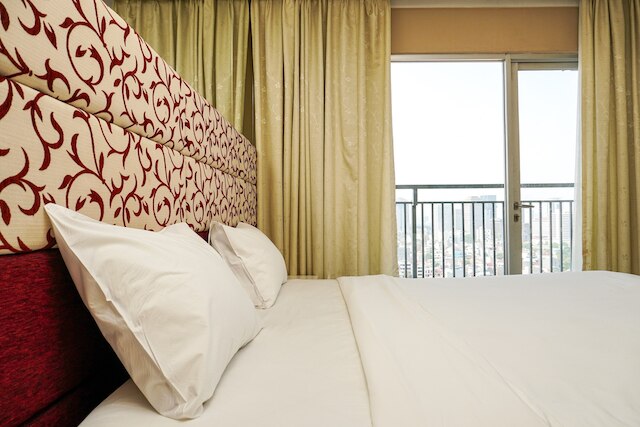 コスモ マンションにあるベッドルーム 1 室のアパートメント、グランド インドネシア近く