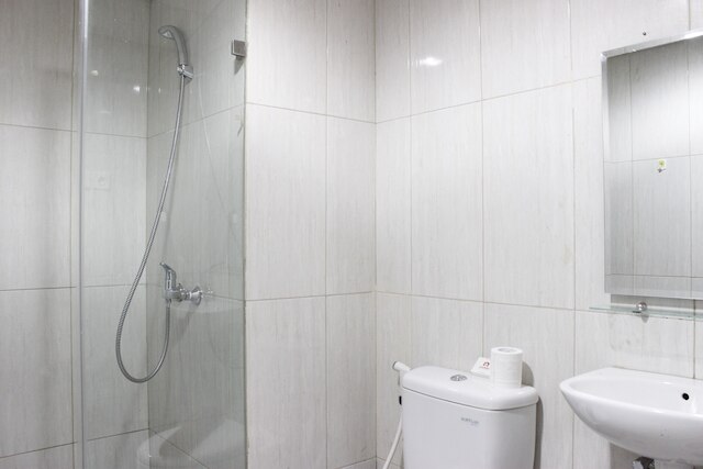 デラックス スタジオ ルーム @ タマンサリ ラ グランデ アパートメント