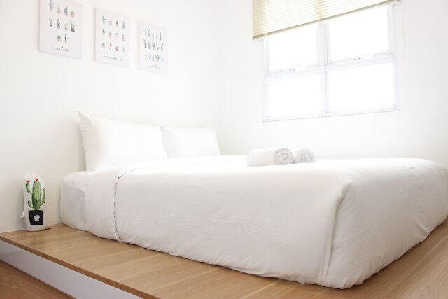 クラシックで快適なベッドルーム 2 室 @ ゲートウェイ パスツール アパートメント