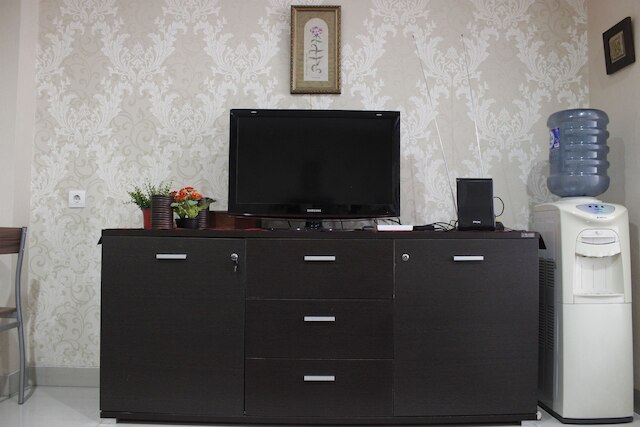 ダゴ スイーツ アパートメントにある ITB 大学近くのスタイリッシュなベッドルーム 1 室