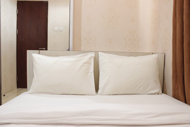 快適なベッドルーム 2 室、タマンサリ パノラミック アパートメント