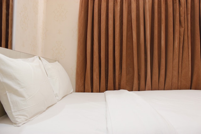 快適なベッドルーム 2 室、タマンサリ パノラミック アパートメント