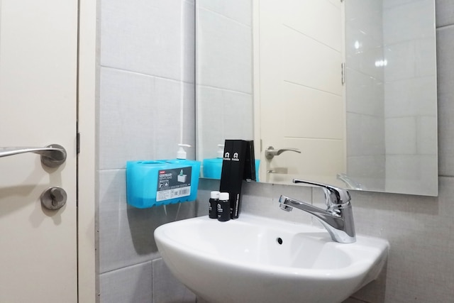 アンダーソン タワー スーパーモール マンションのアクセスが便利なスタジオ アパートメント