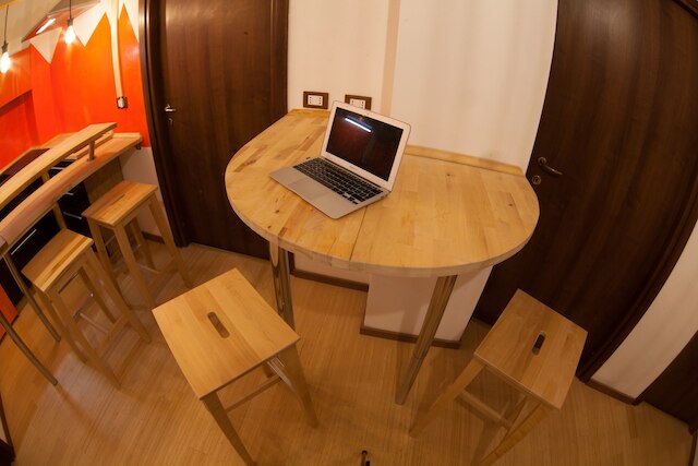 ゲストハウス、4 室