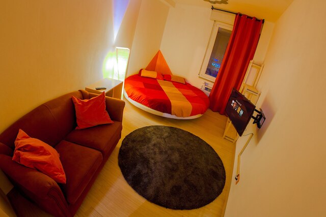 ゲストハウス、4 室