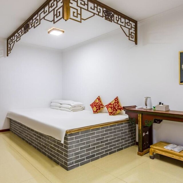 フローラル ホテル ハ ピン ハ ユエン ジーシャン (花築和平合院民宿)