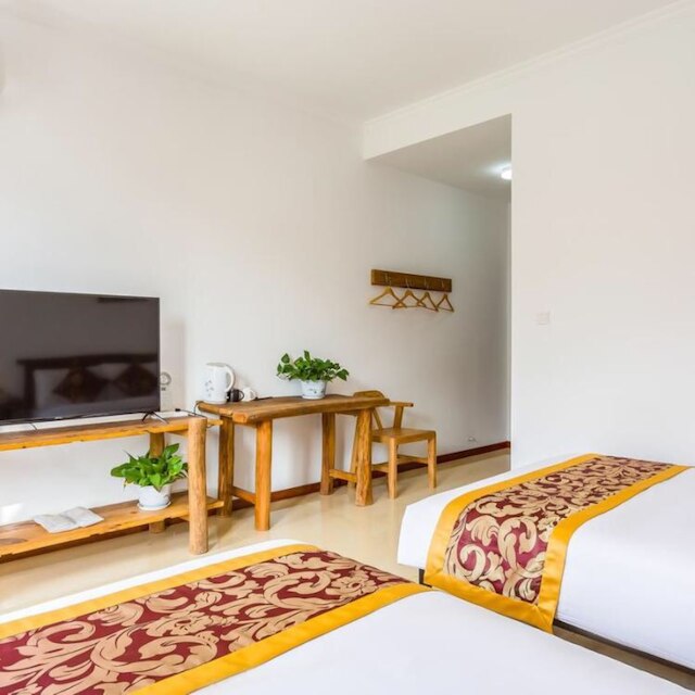 フローラル ホテル ハ ピン ハ ユエン ジーシャン (花築和平合院民宿)