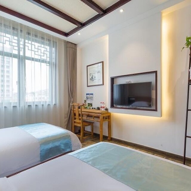 フローラル ホテル ユエン ジュ 杭州 (花築緣居民宿)