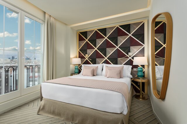 ルーム メイト マカレナ、マドリード グラン ビア