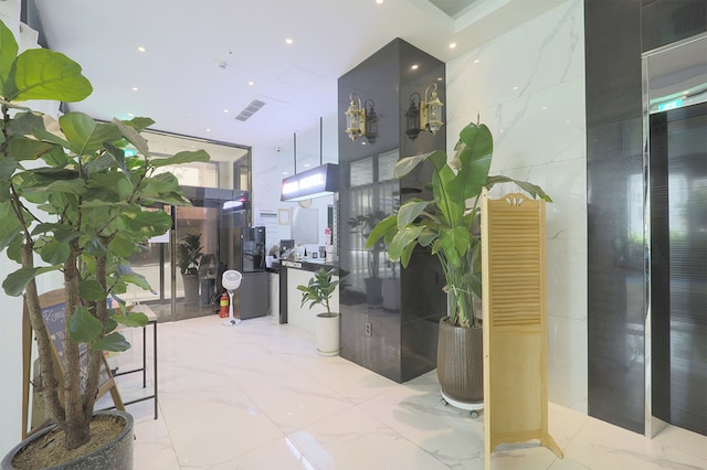 Busan Seomyeon Yuna Hotel