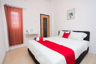 レッドドアーズ ニア プラザ アラヤ 2