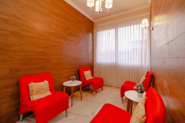 レッドドアーズ ニア タマン マカム パラワン シクトラ