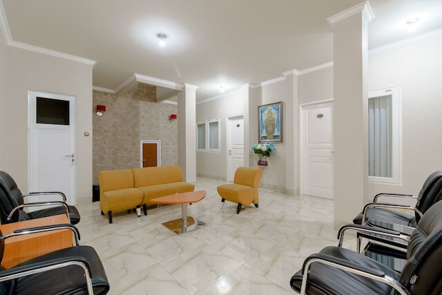 レッドドアーズ ニア タマン マカム パラワン シクトラ