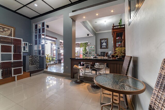 レッドドアーズ シャリア ニア RRI マラン