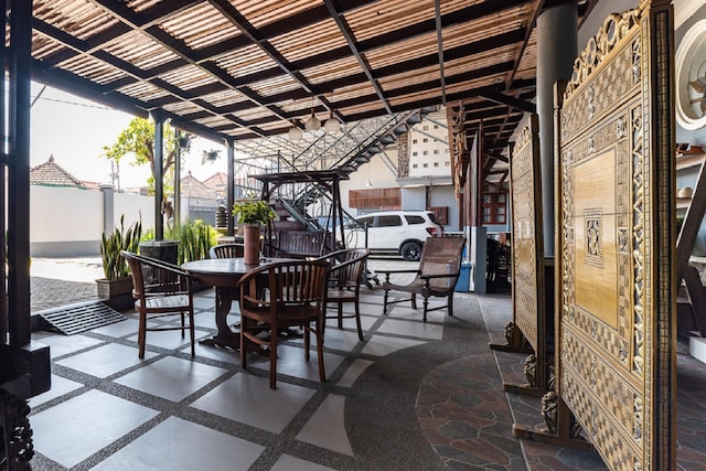 レッドドアーズ シャリア ニア RRI マラン