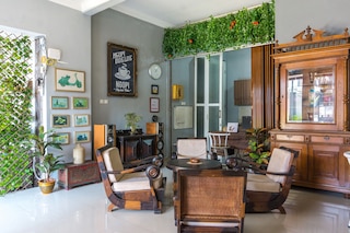 レッドドアーズ シャリア ニア RRI マラン