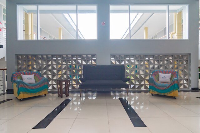 レッドドアーズ プラス @ ポイント フィラ チハンペラス