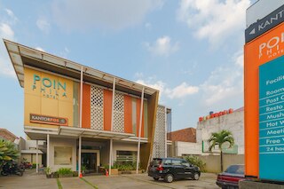 レッドドアーズ プラス @ ポイント フィラ チハンペラス