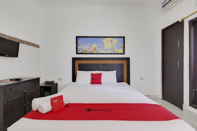 レッドドアーズ ニア スタディオン コンピヤン スジャナ バリ