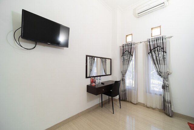 レッドドアーズ、マカッサル タウン スクエア近く 2