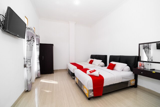 レッドドアーズ、マカッサル タウン スクエア近く 2