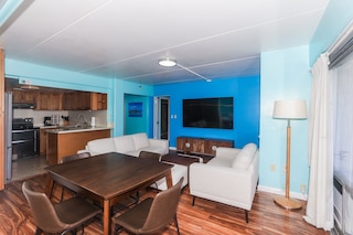 イリカイタワー 1934 コンド ウィズ フルリーエクイップドキッチン - グレート フォー ロンガーステイズ！ バイ レッドオーニング