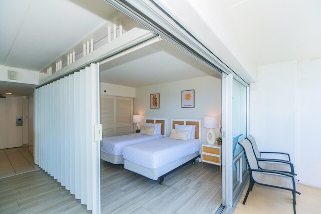 ツーベッドルームコンド オーバールッキング アラワイボートハーバー バイ レッドオーニング