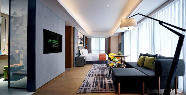 ホリデイ・イン 広州 サウス レイク by IHG (広州南湖假日酒店)