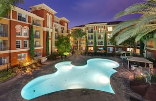 プラチナム トライアングル アパートメンツ