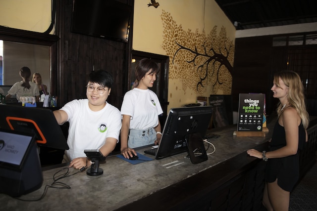 マッド・モンキー・ルアンプラバン