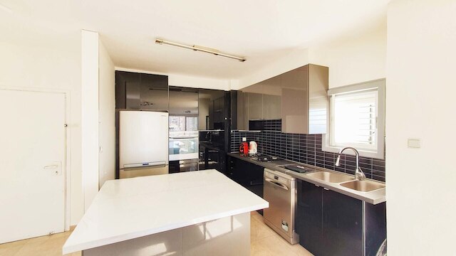 ベッドルーム 3 室のチャーミングなアパートメント、オーシャンビュー、B5