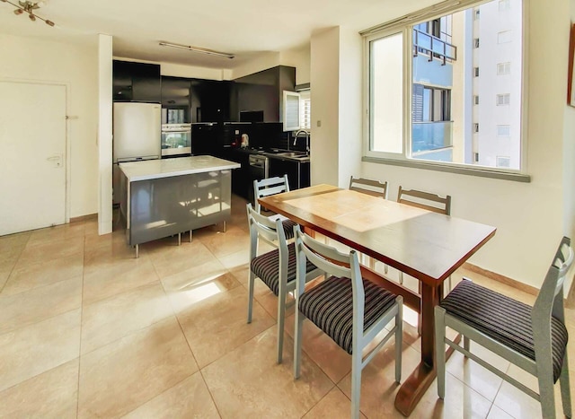 ベッドルーム 3 室のチャーミングなアパートメント、オーシャンビュー、B5