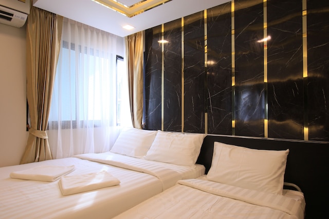 プラトゥーナム アトリウム ホテル