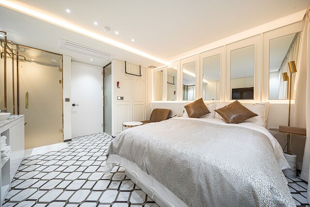 オリーブ ホテル