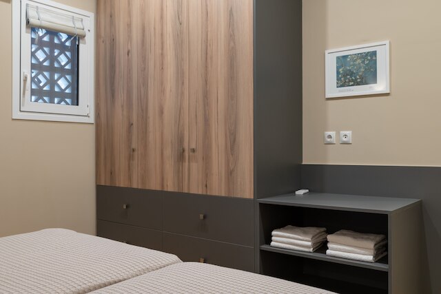 アブソルートアテネ アパートメンツ