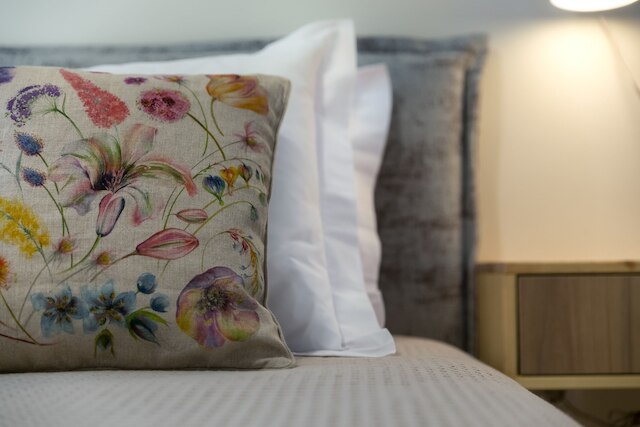 アブソルート アテネ II