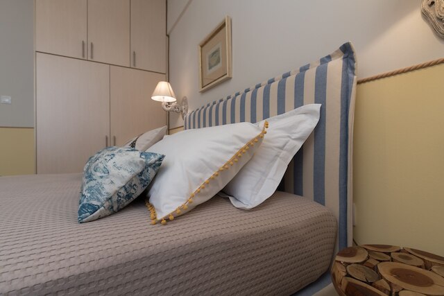 アブソルート アテネ III