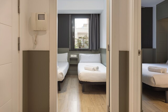 エンジョイBCN パティオ デ ガラ アパートメンツ