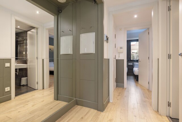 エンジョイBCN パティオ デ ガラ アパートメンツ