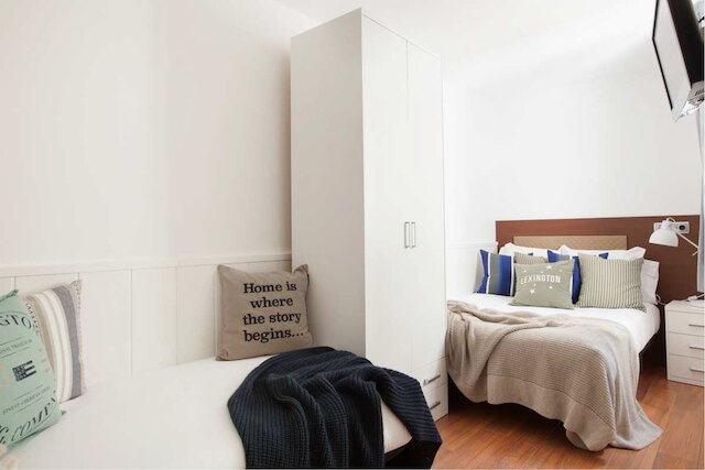 エンジョイ bcn ダリ アパートメンツ